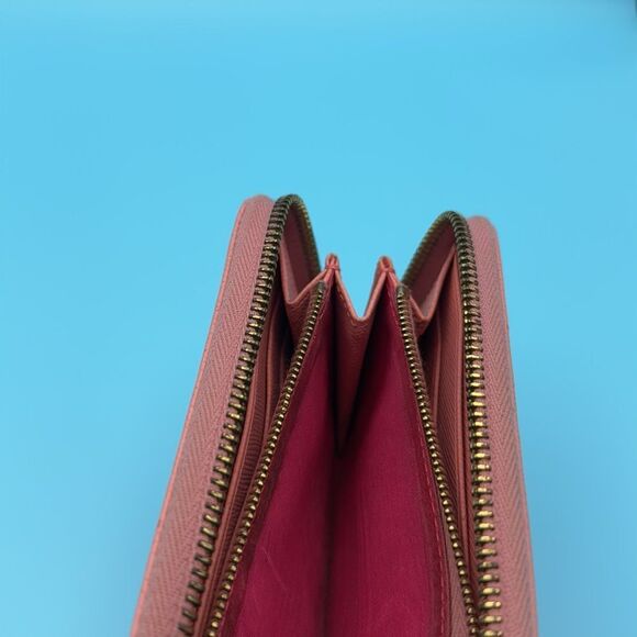 PRADA- light pink Long wallet Zip Around saffiano leather - Picture 7 of 8